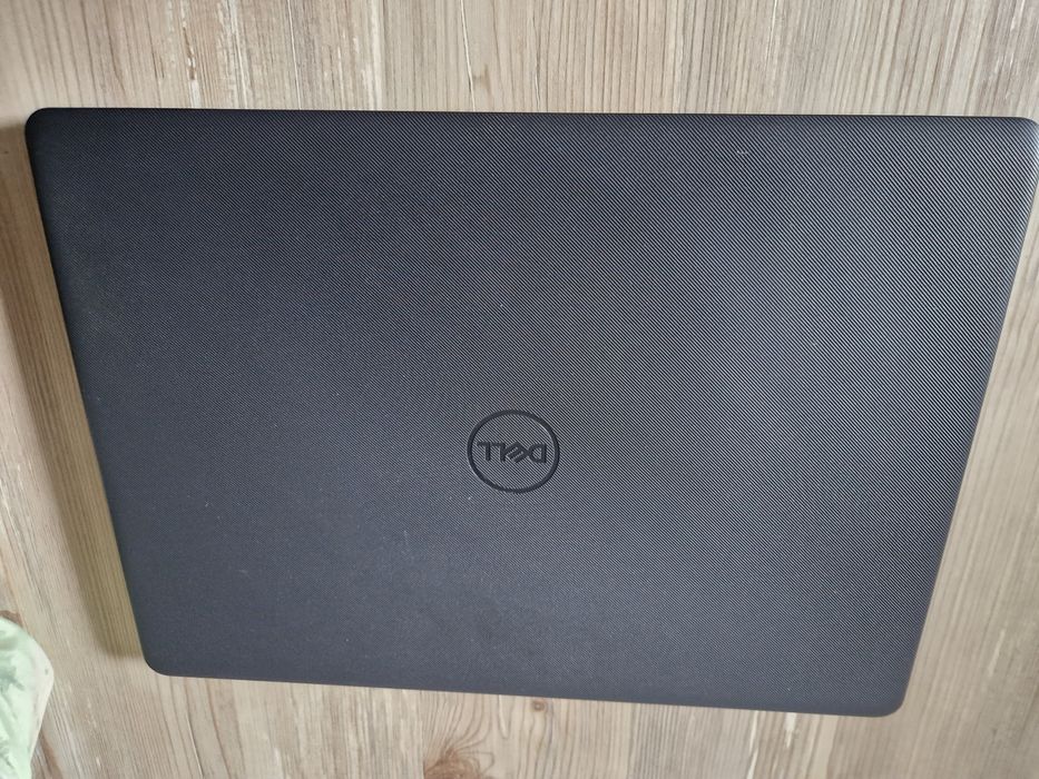 Laptop DELL Vostro 3400 - i7 - 1165G7 - 8GB - 512 GB SSD M2 ( cutie + accesorii)