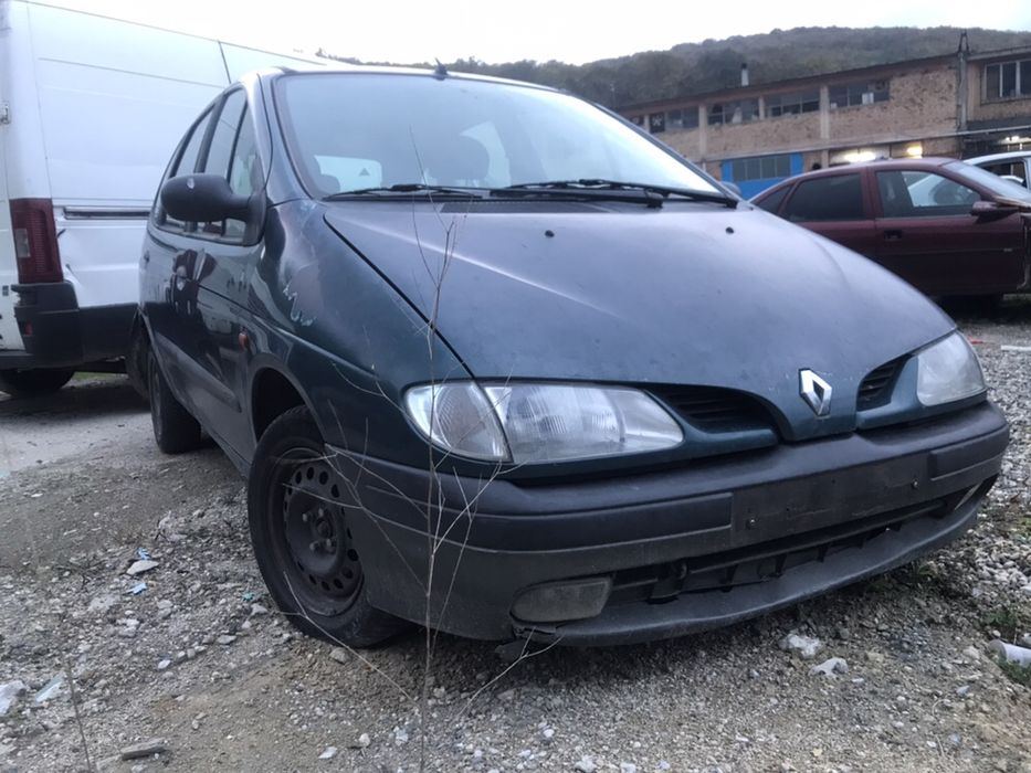 Рено сценик 1.6 90кс 1998 На Части