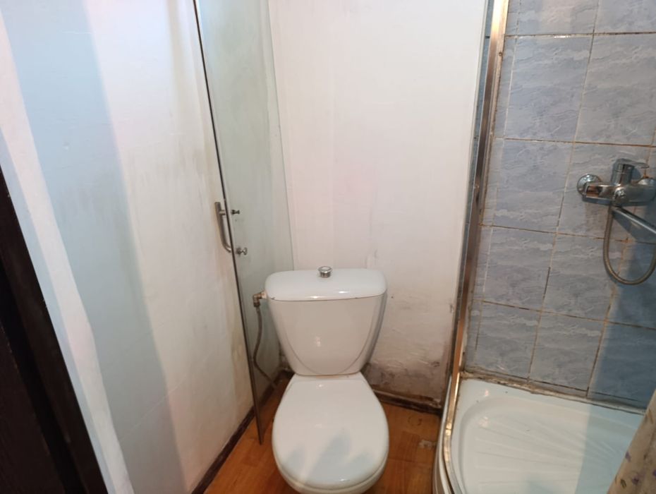 Сдаётся комната в аренду (центр города)