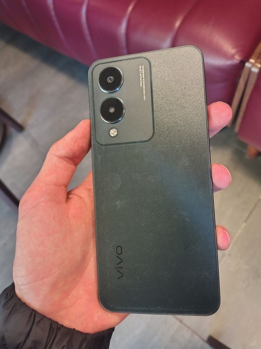 Vivo Y17s 128/4+4gb