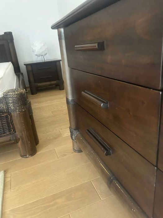 set dormitor bambus pat mare comoda si noptiere sibiu