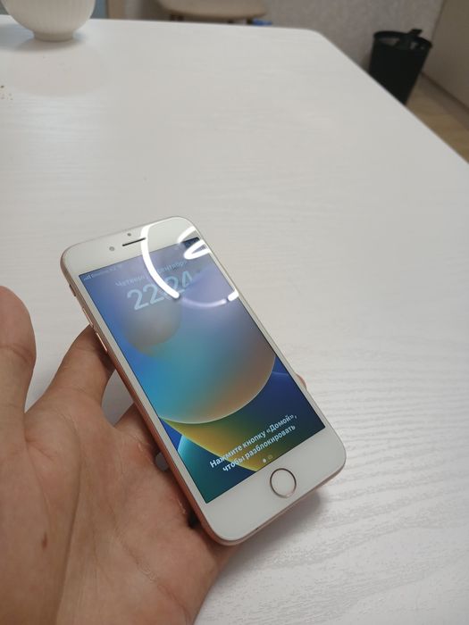 iphone 8 в хорошем состояний