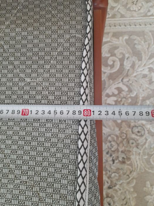 Продам деревянную кровать