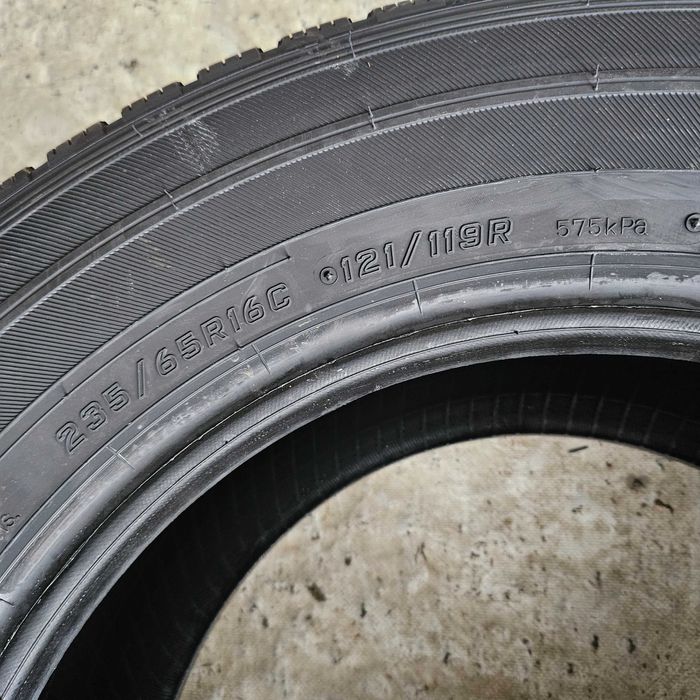 4 Нови бусови всесезонни гуми 235/65R16C Falken EuroAllSeason VAN11 121R DOT3025