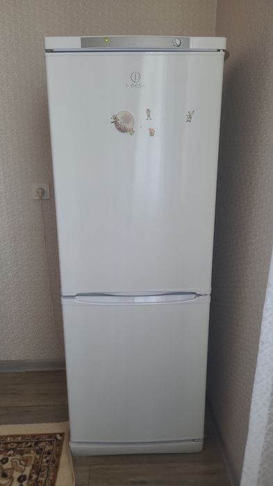 Холодильник рабочий