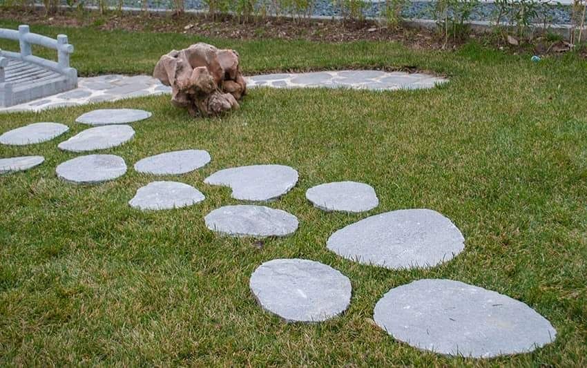 Pietricele decorative gradina Piatra alba rotunjita amenajari depozit