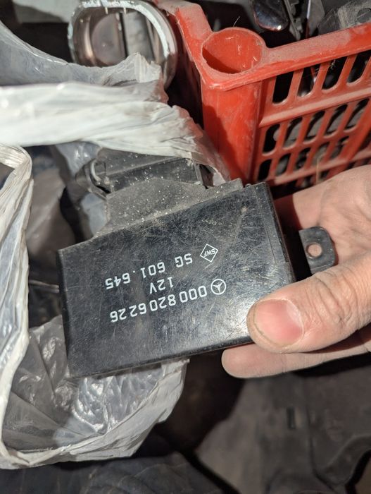 Продам запчасти от Мерседес