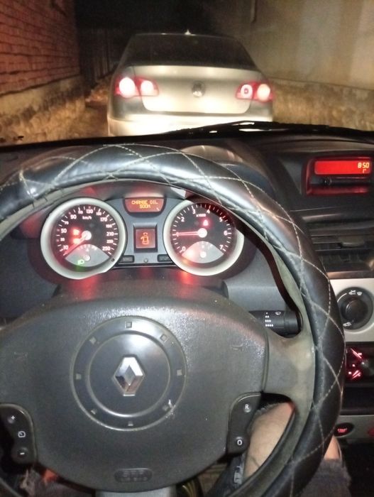 Vând Renault Megane 2 1.6v Pentru dezmembrări