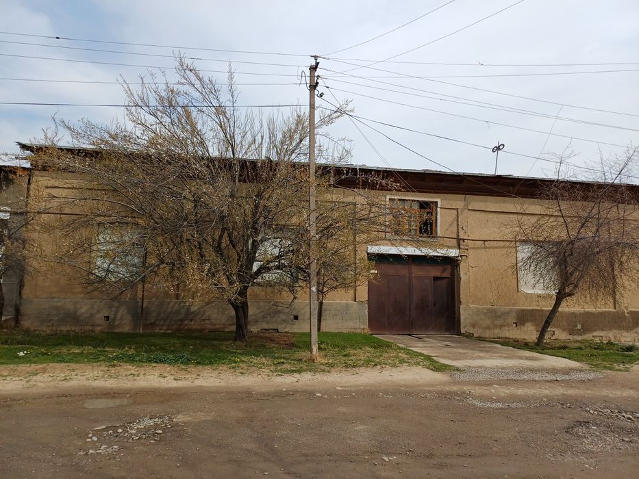 Uy sotiladi parsezda