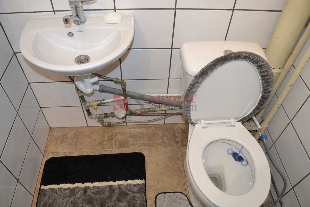 Apartament 3 camere Centru