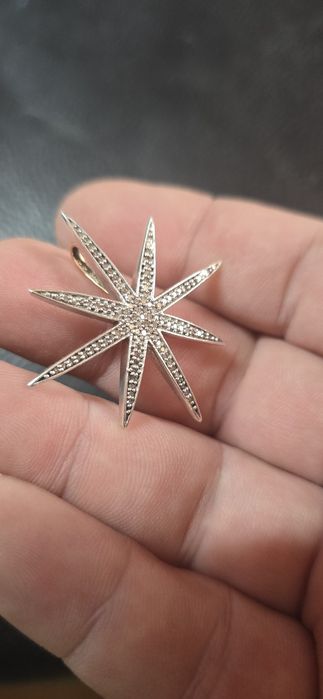 Pandant  aur cu diamante