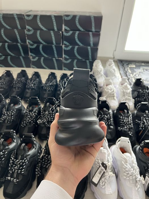 Adidasi Versace Chain Reaction Noi Negru Alb