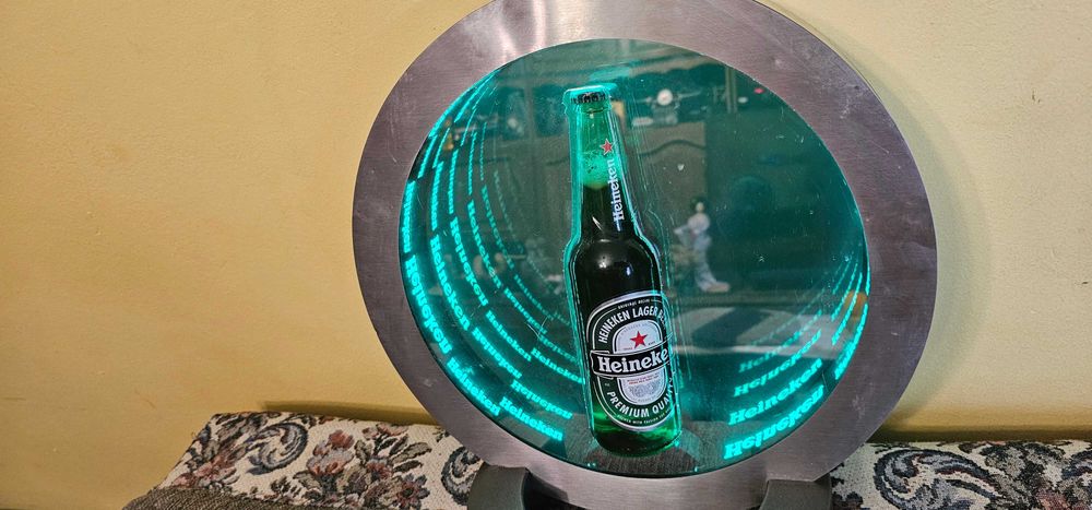 reclame luminoase bere Heineken