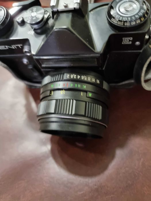 Фотоапарат Зенит Е