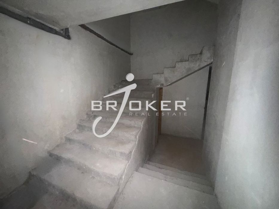 Пром. помещение в Кърджали-Център