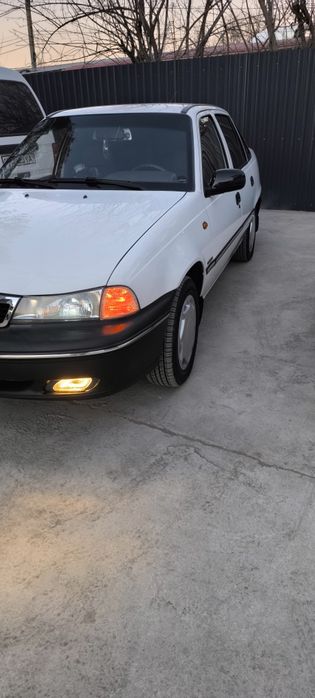 Nexia 1 donc 2008 super