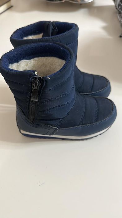 Детская обувь продам