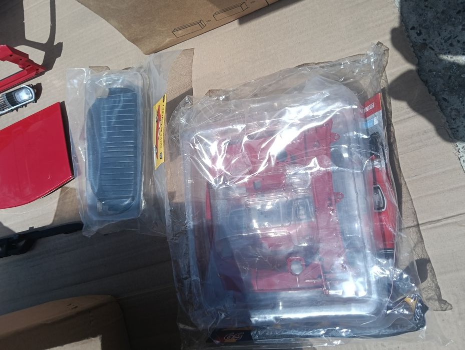 Colectia Macheta Dacia 1300, scara 1:8, Eaglemoss