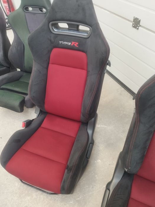 Спортни седалки от honda type r