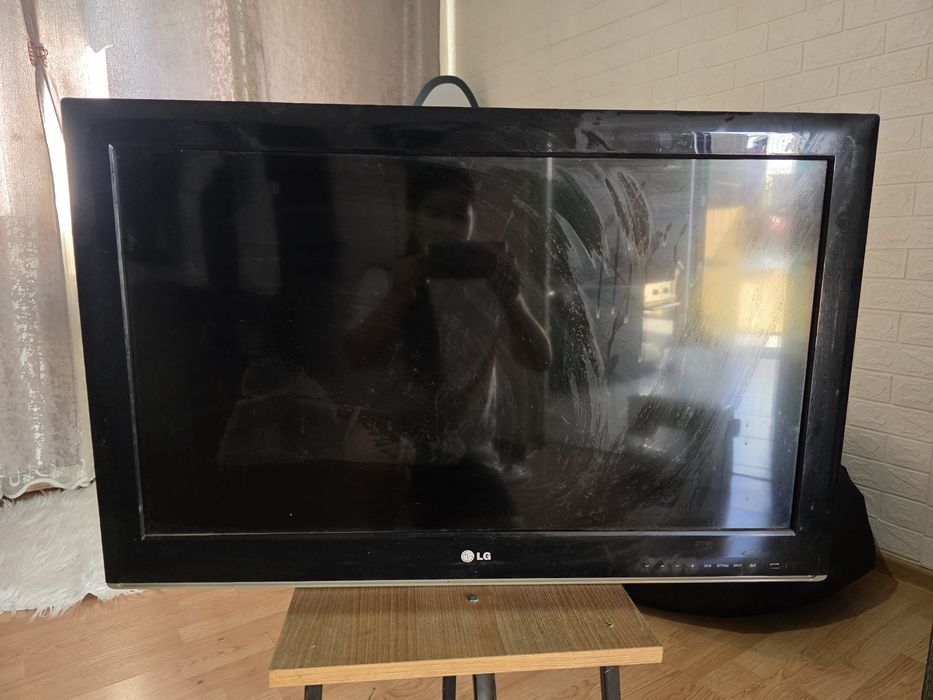 Телевизор марки LG