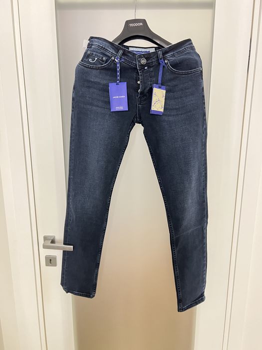 Нов модел дънки JACOB COHEN.С етикети всичко от до.Всички размери.