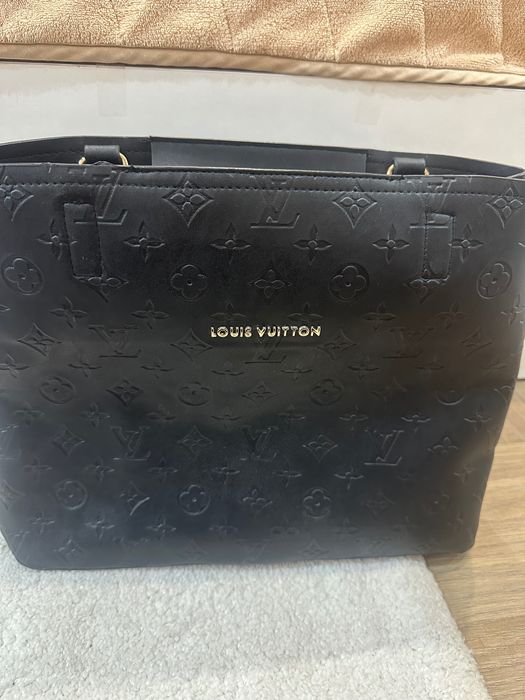 Дамска чанта Louis Vuitton
