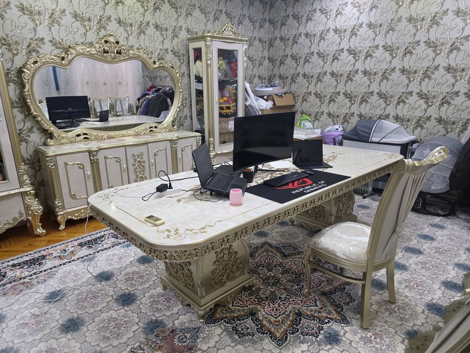 Продаётся мебель гостиной