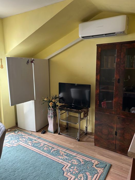 Дава се под наем Тристаен апартамент в Варна, Зимно кино Тракия - 90 кв.м за 578.34 € - Снимка #3