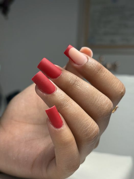 Unghii cu gel /Unghii