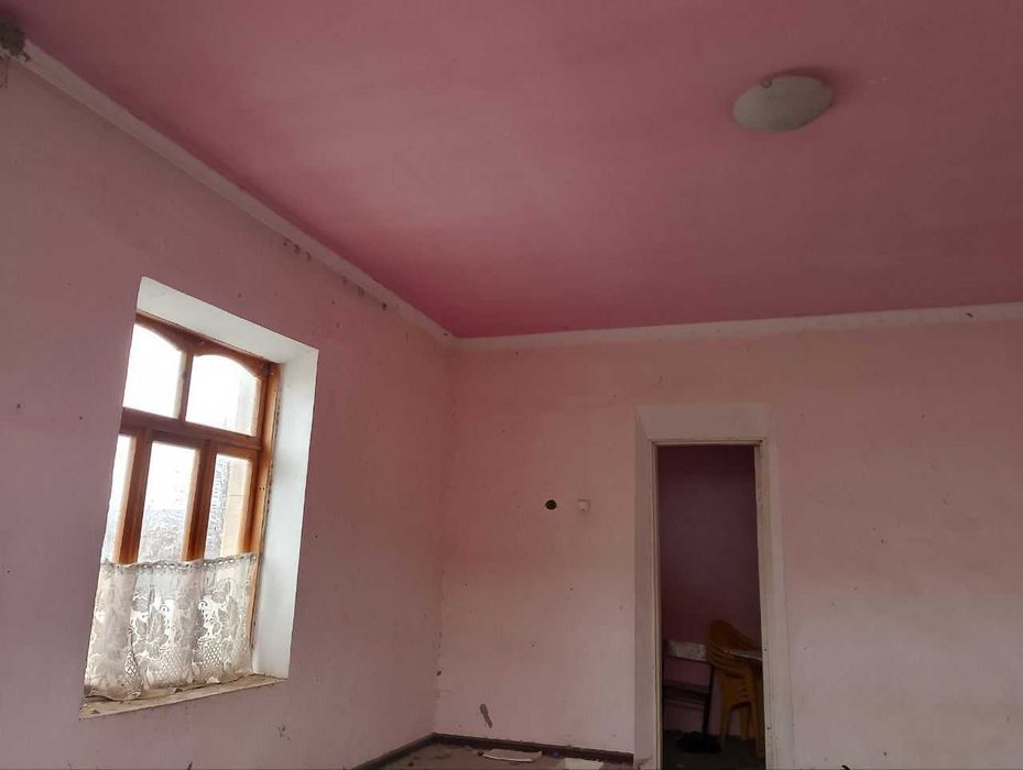 Uchastka sotiladi!!!