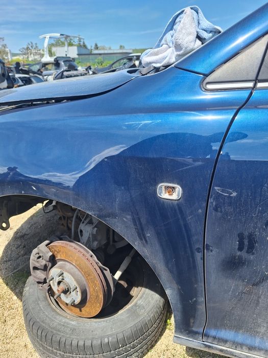 Ляв калник Toyota Avensis / Тойота Авенсис 2006г.