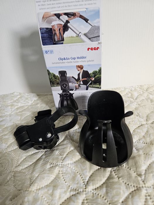 Поставка за чаша и шише за количка