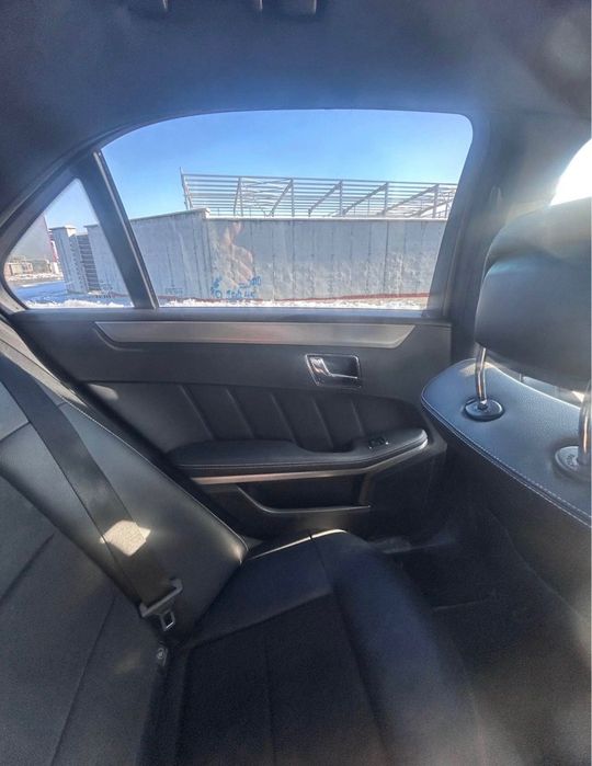 Mercedes E-Class AMG на части