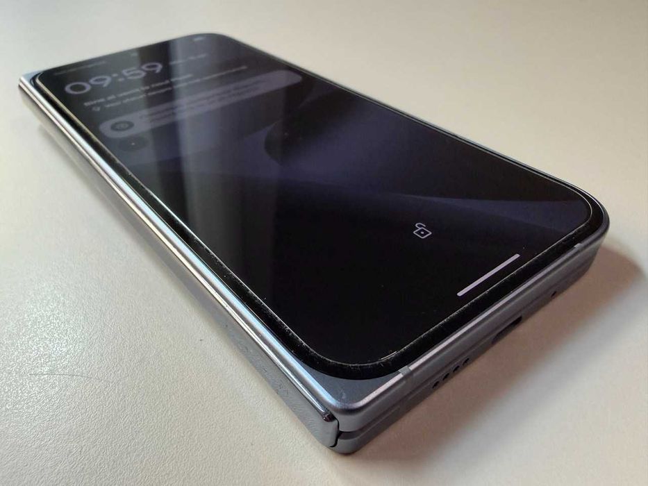 Google / Pixel 10 Pro Fold / 512 Gb / Moonstone