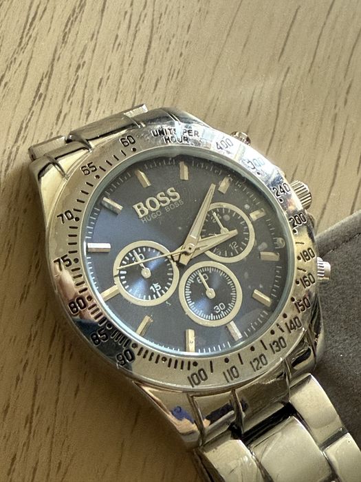 Hugo Boss Часовник