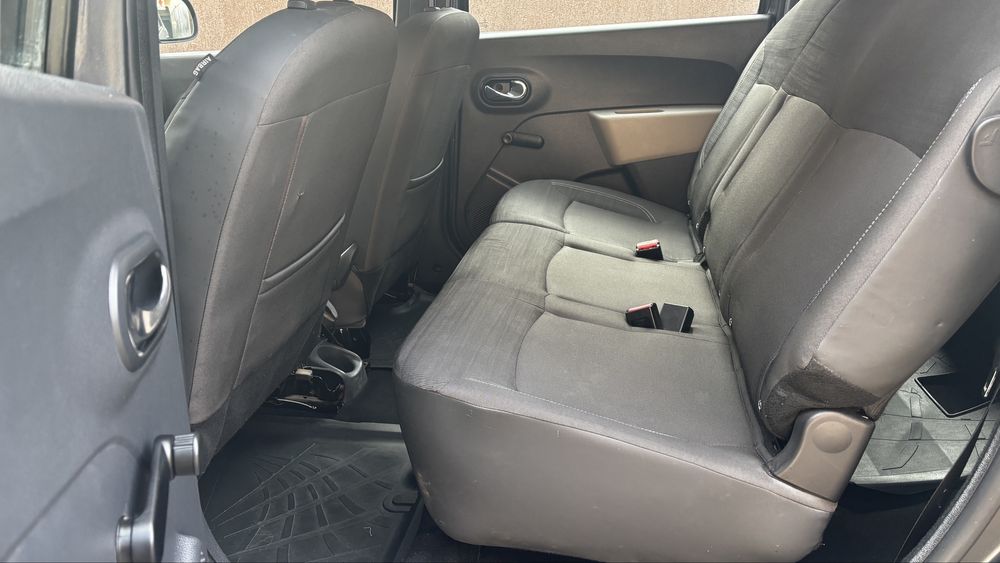 Dacia Lodgy 7 locuri 1.6 Mpi benzina / euro 5 / 2013 / rate