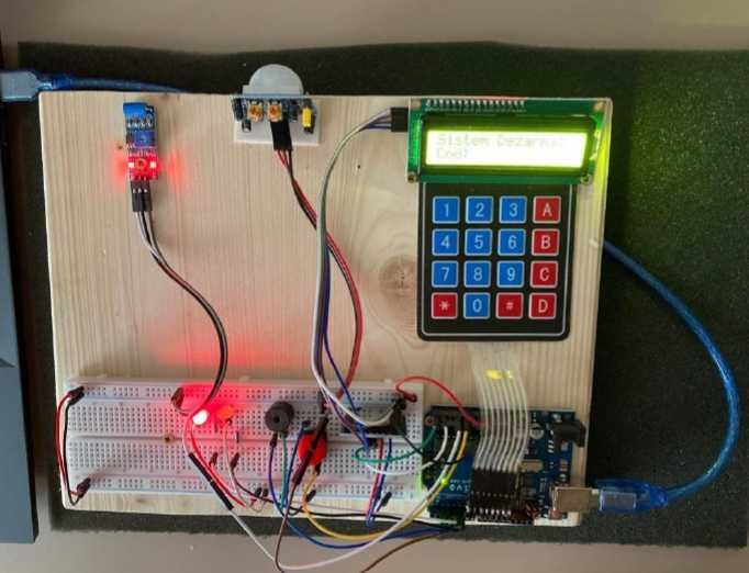 Proiect facultate Arduino – alarmă anti-efracție completă + documentație