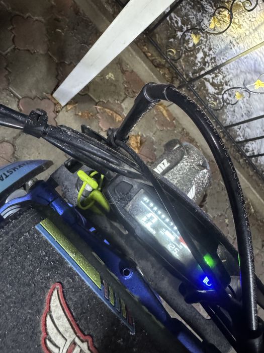 Продам Zuumav K7