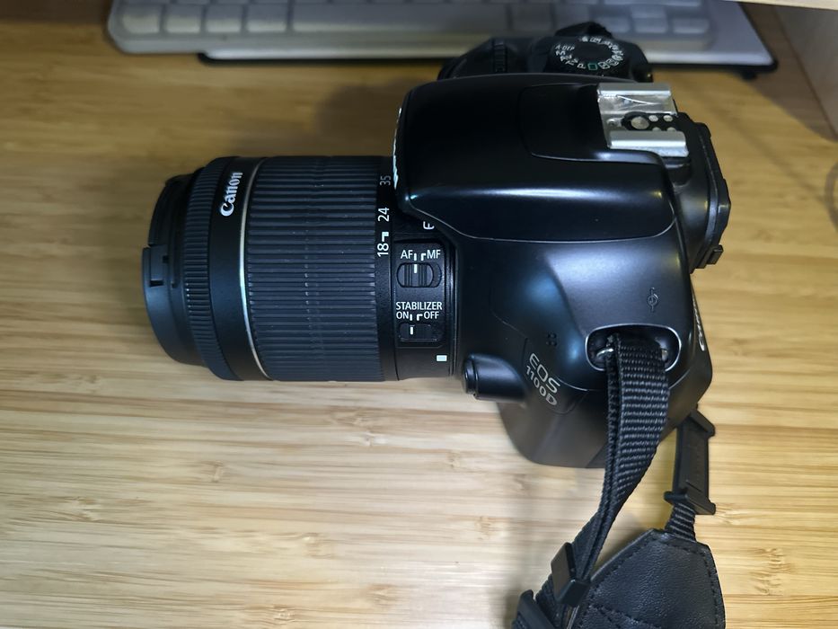 Aparat foto DSLR 1100D Canon