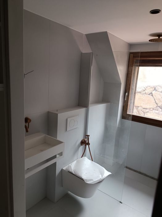 Execut lucrări in constructii