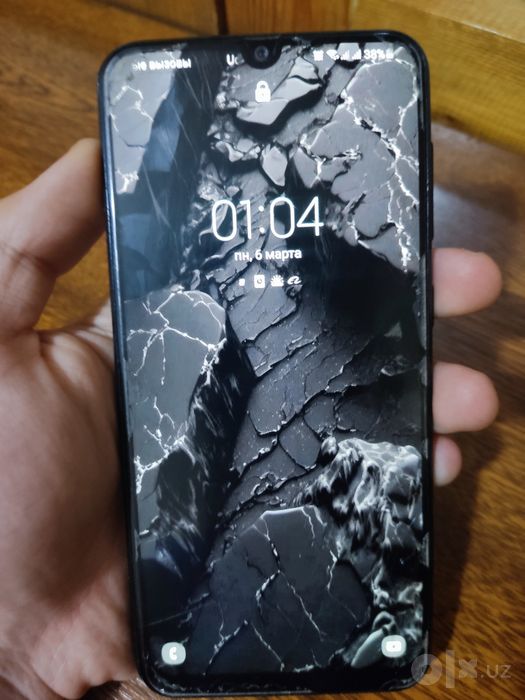 Samsung Galaxy A30