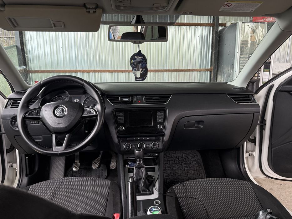 SKODA Octavia 2014 — imagine 5