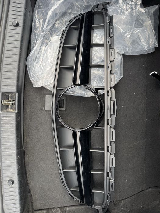 Grila Mercedes C class W205