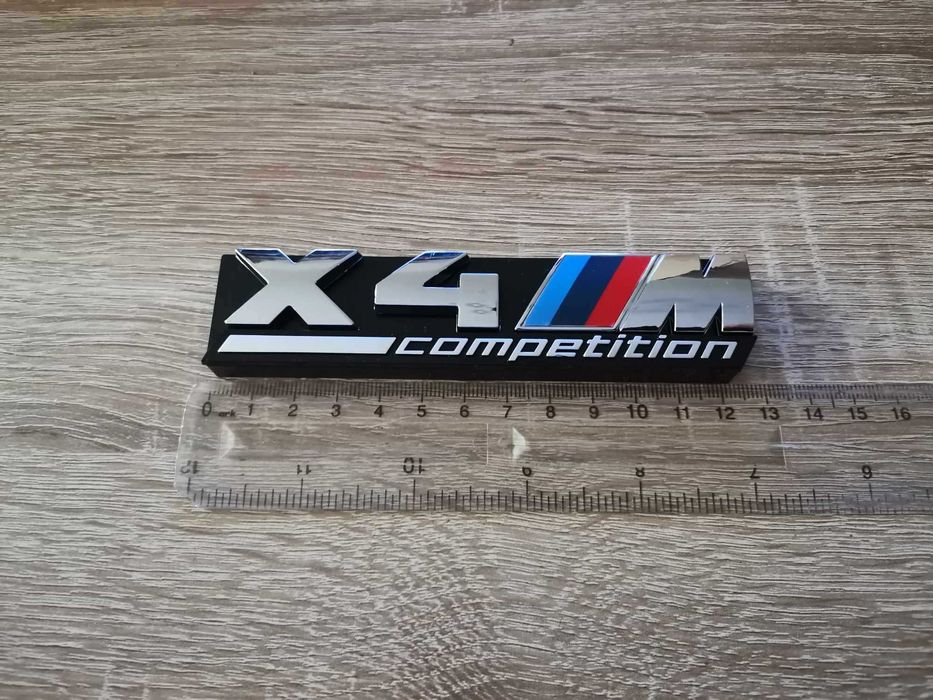 Предна решетка сребриста емблема BMW X4M Competition