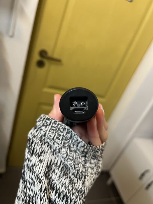 Stand/suport incarcare compatibil cu masini de tuns profesionale Kiepe