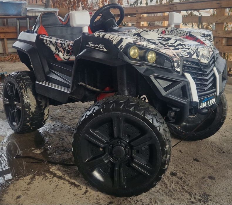 Детский электромобиль