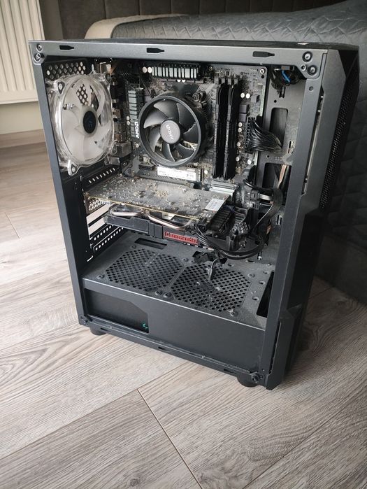 Геймърски компютър Ryzen 5 3600, 16 ram,  Rx 570