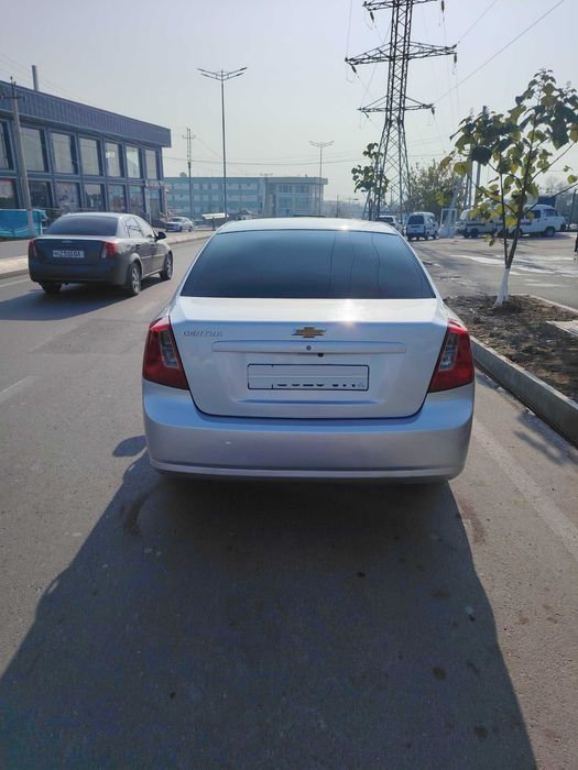 Gentra Lasetti 2016 yil