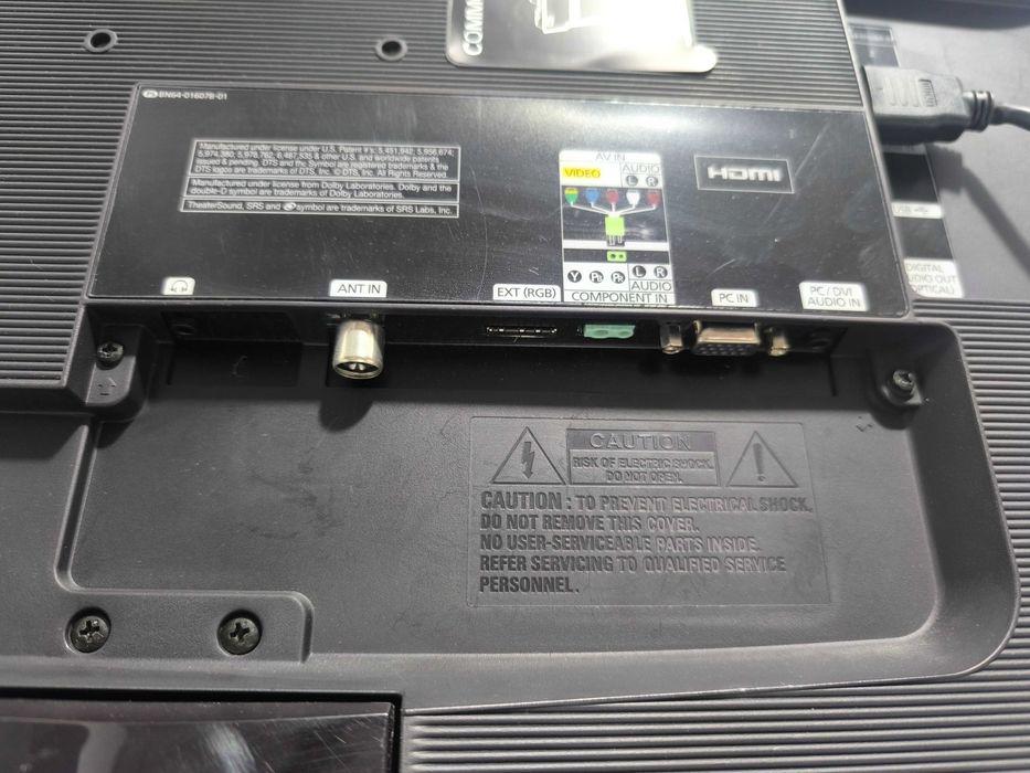 Televizor Samsung T22A350 22 inch cu porturi multiple