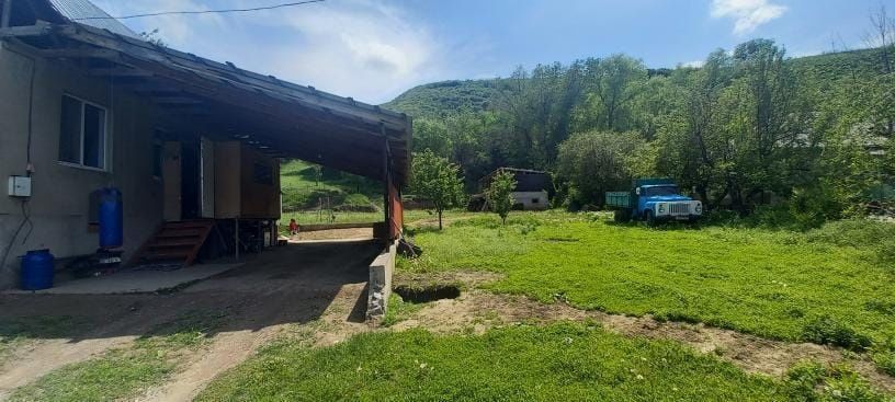 Дом в село Рахат